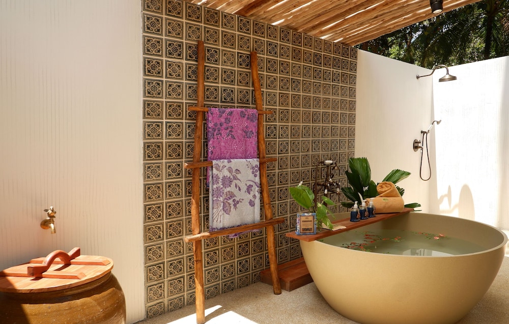 One Bedroom Seaview Pool Villa - Photo 5