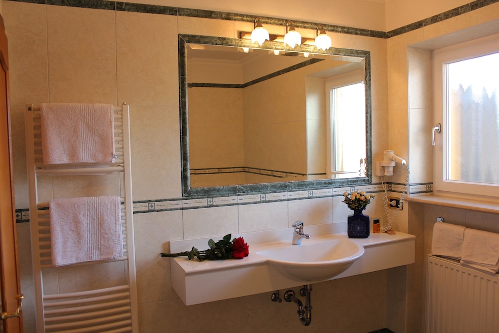 Junior Suite - Photo 9