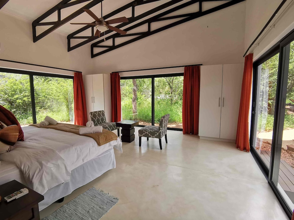 Luxury Room photo 3