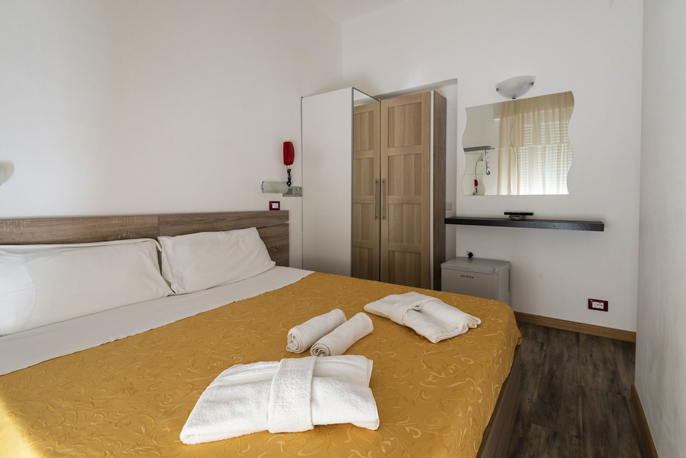 Basic Double Room - Photo 6