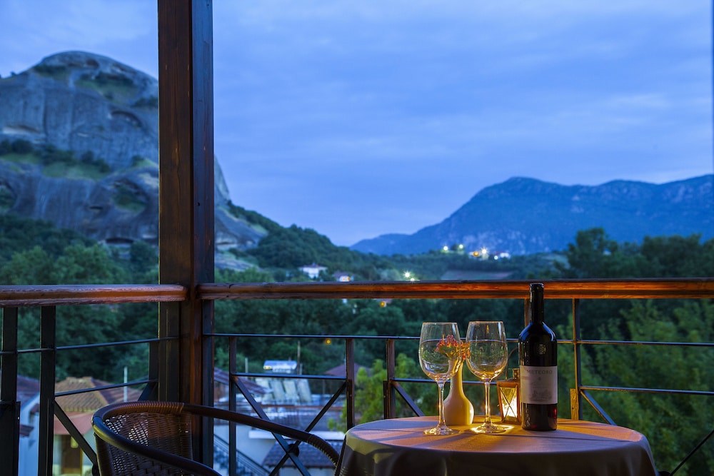 Superior Double Room (with Panoramic Meteora View )