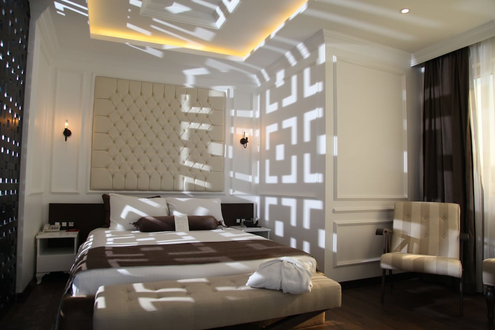 Suite photo 1