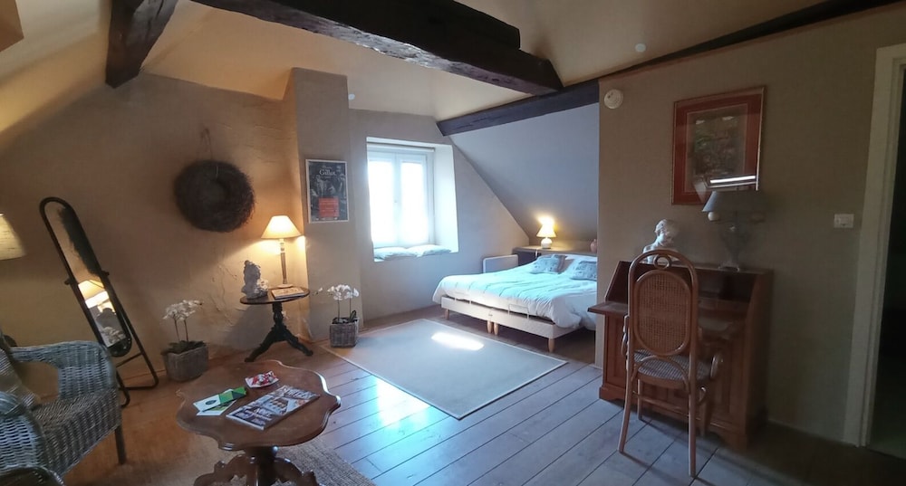Classic Room, Garden View
