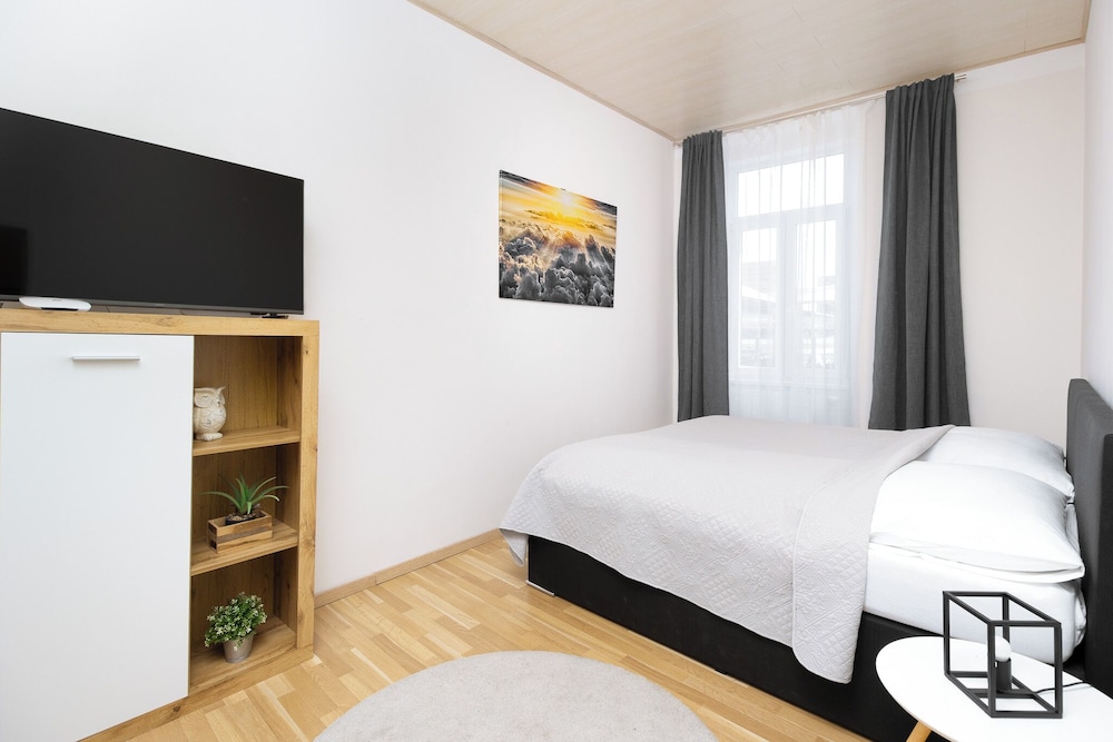 Apartment, 1 Queen Bed with Sofa bed