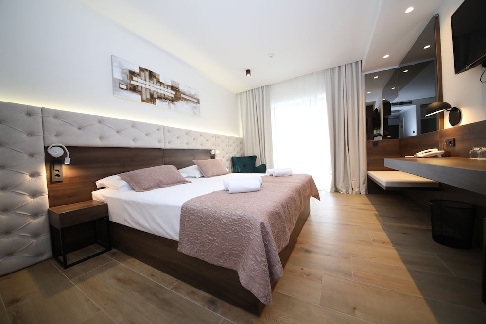 Standard Double Room photo 1