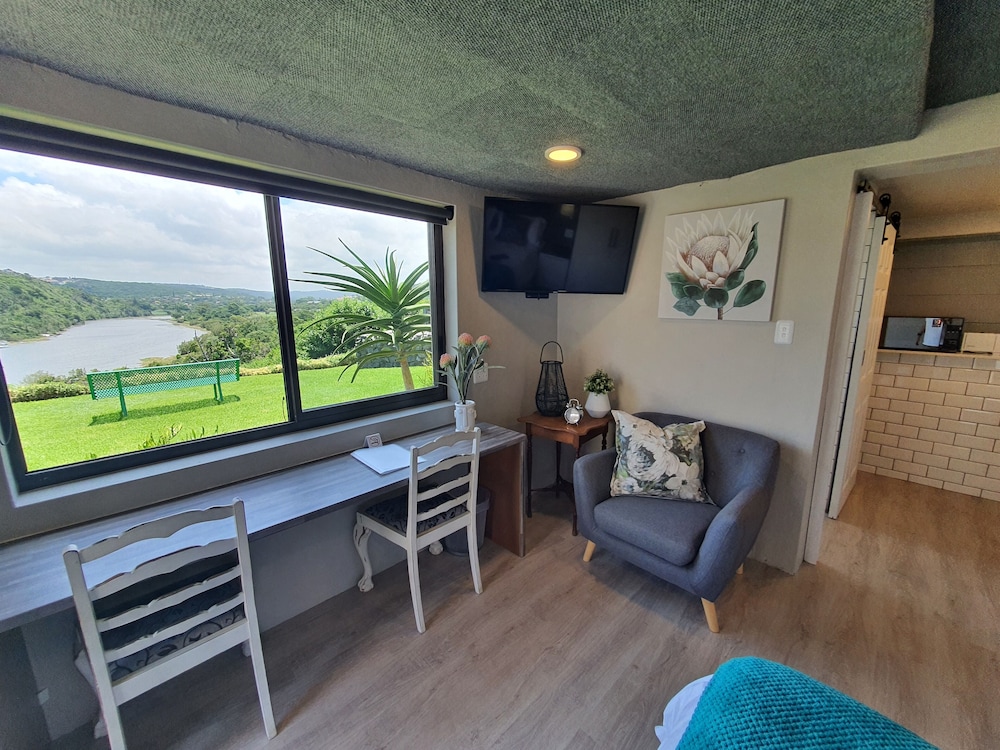 Comfort Double Room, 1 Bedroom, Non Smoking, River View photo 1