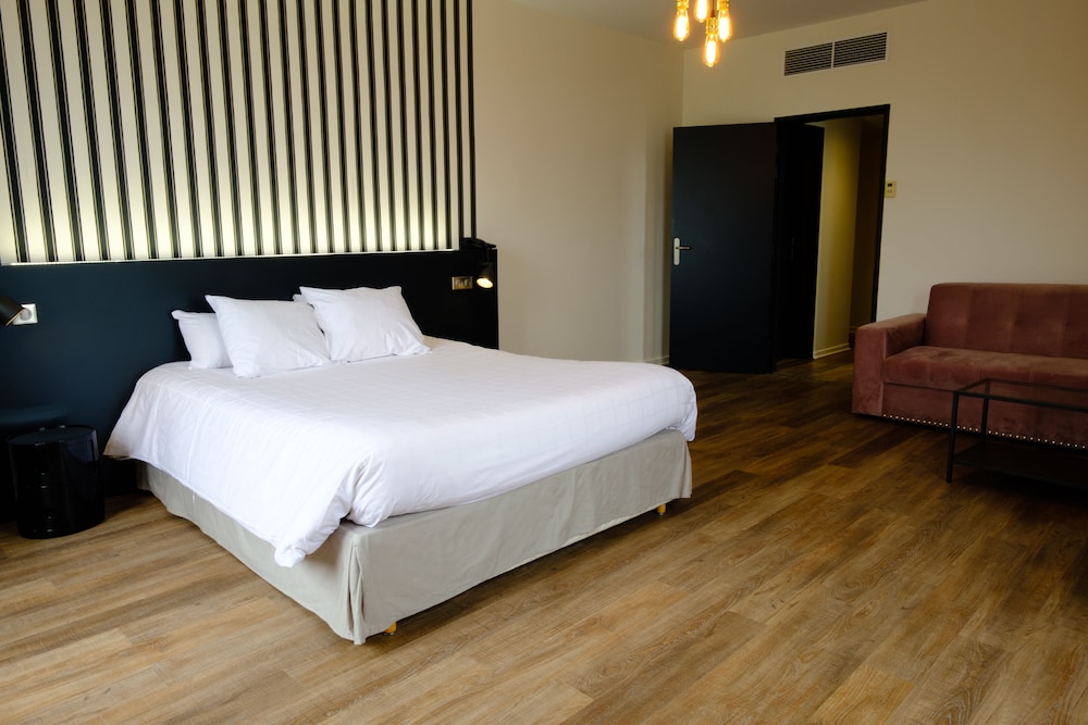 Junior Suite - Photo 1