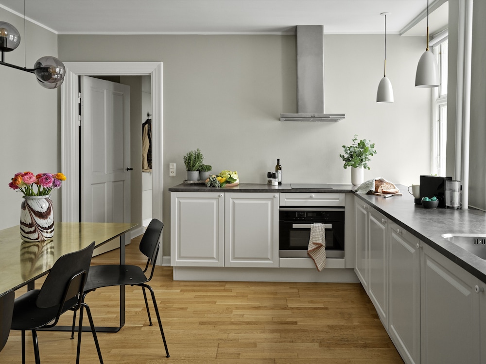 Deluxe Apartment, 3 Bedrooms thumbnail 5