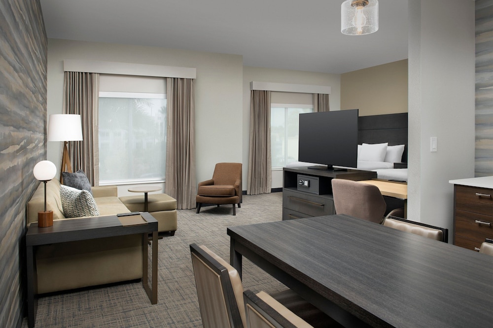 Studio, Multiple Beds - Photo 2