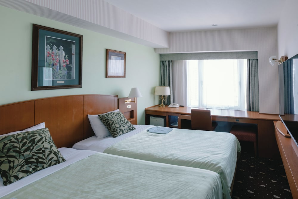 Standard Twin Room, Non Smoking (200cm x 105cm x 2) Dinner at 6pm