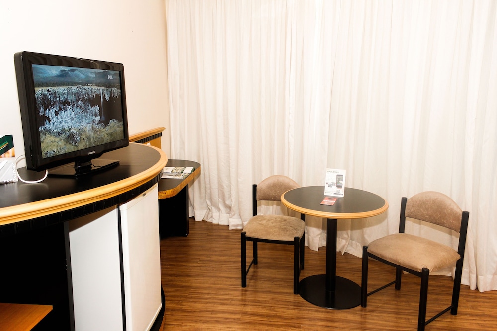 Standard Double Room - Photo 2