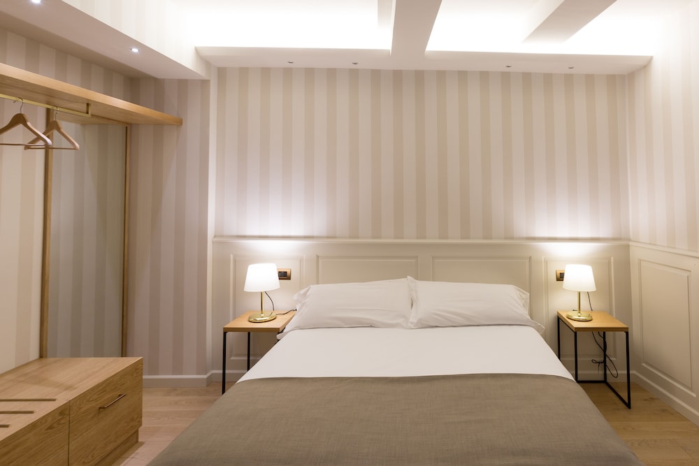 Economy Double Room photo 2