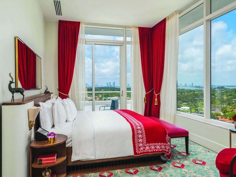 Oceanfront 3 Bedroom Suite