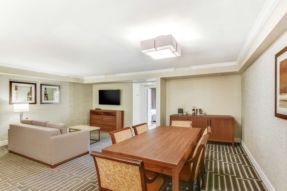 Suite, 1 Bedroom, Non Smoking - Photo 2