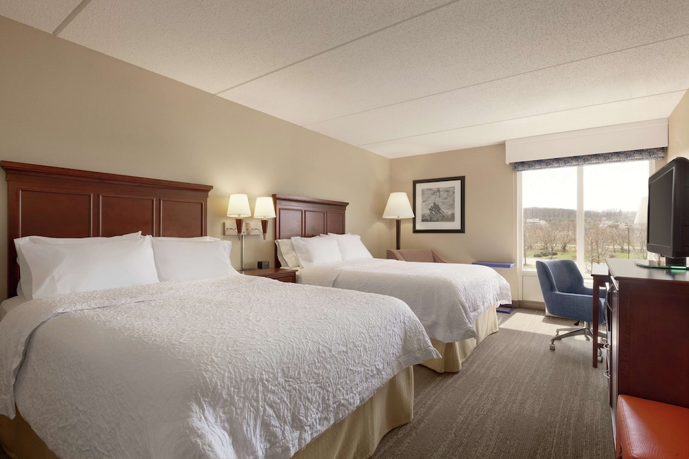 Room, 2 Double Beds, Accessible, Bathtub (Mobility & Hearing) - Photo 2