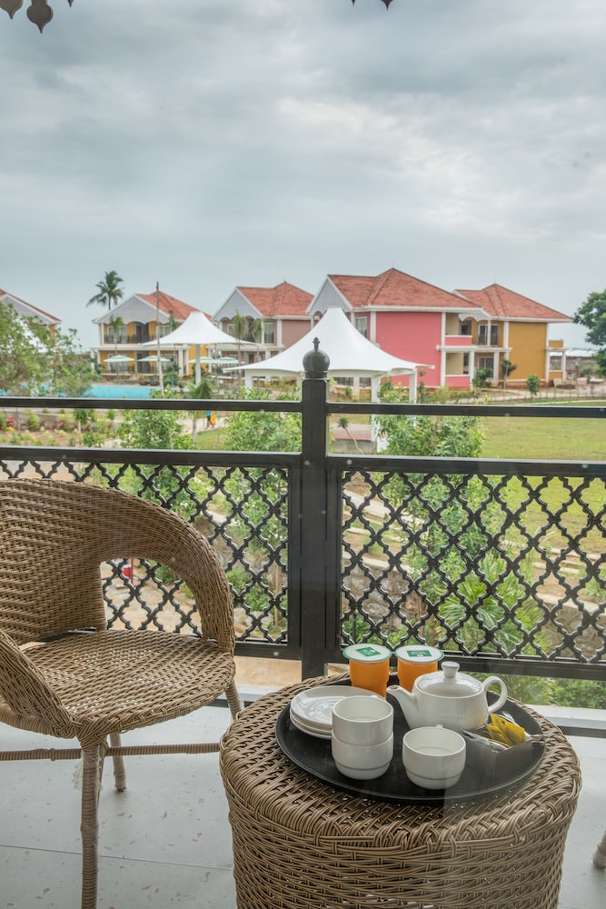 Millpond - Premium Pool Villa photo 2