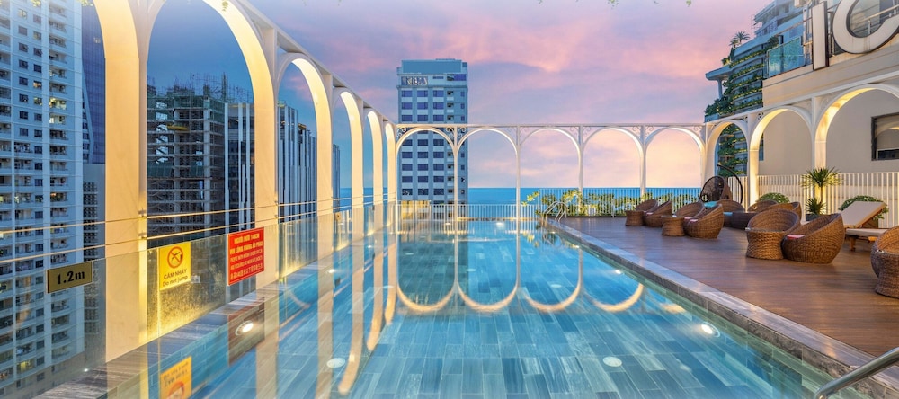 Superior Twin Room, Balcony, City View  (Afternoon Tea included) photo 3