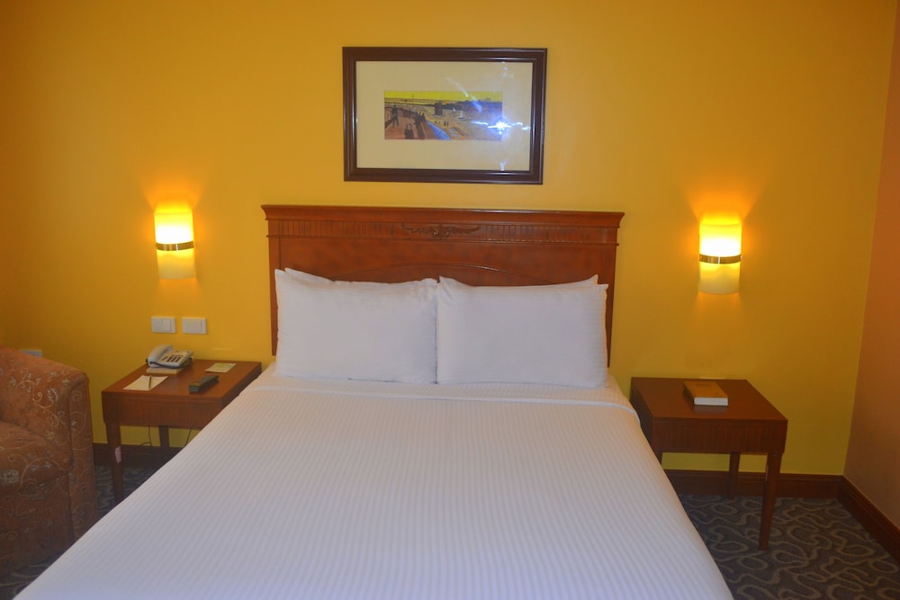 Deluxe Room - Photo 4