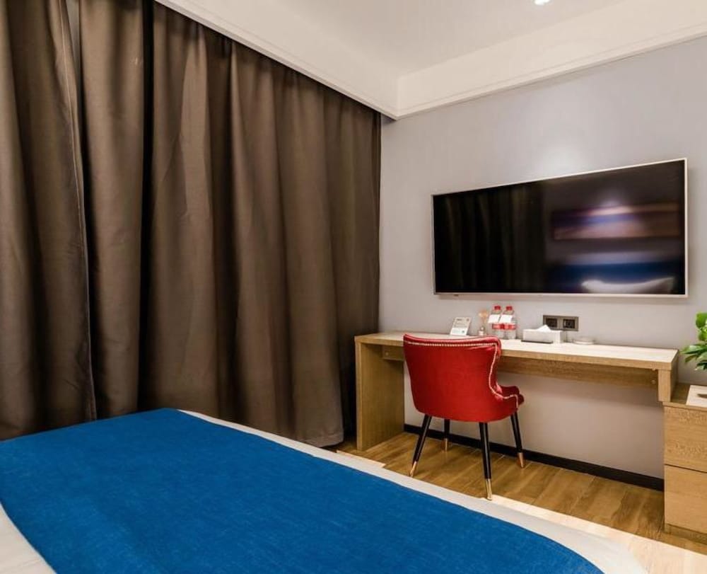 Standard Double Room, No Windows (Mainland Chinese Citizen Only) photo 3
