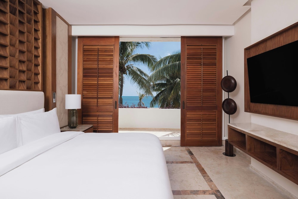 Master Suite Ocean Front King - Photo 6