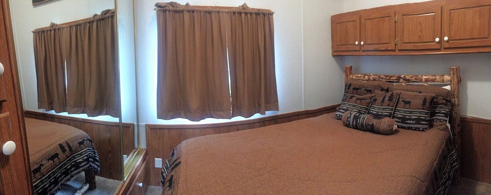Poplar Chalet photo 3