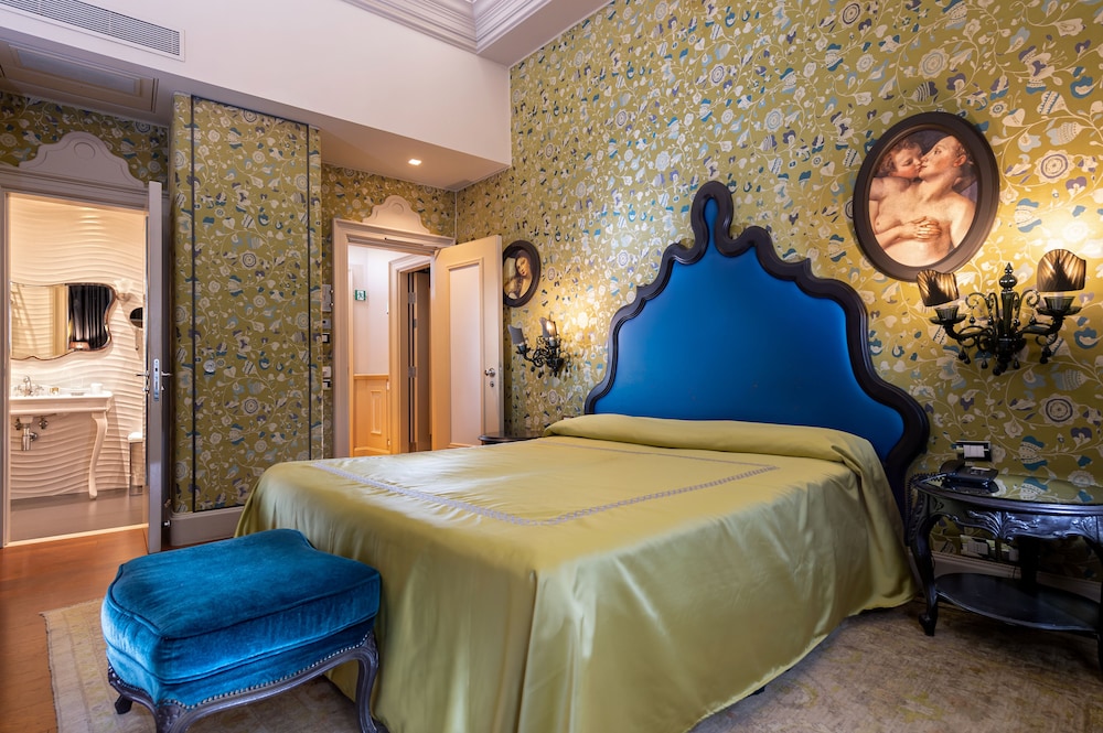 Suite, Canal View thumbnail 5