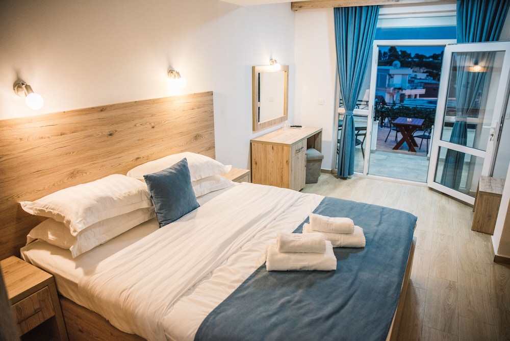 Deluxe Room photo 2