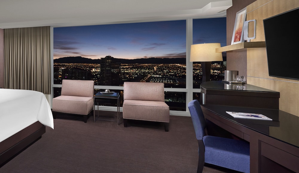 Deluxe Room Accessible