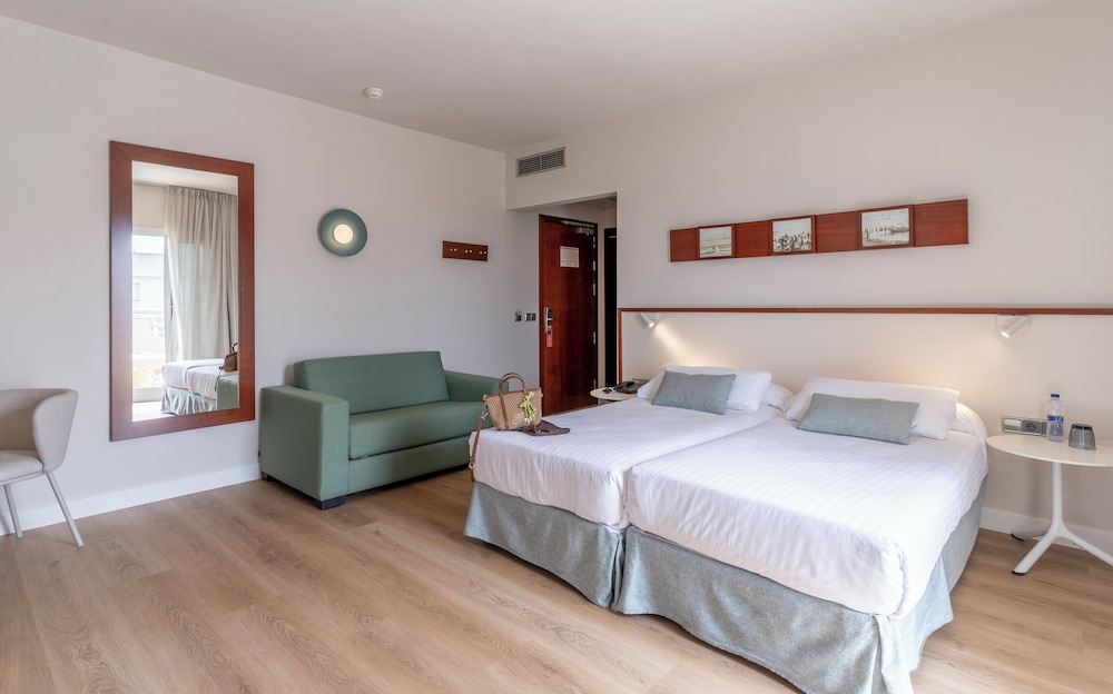 Superior Double Room - Photo 2