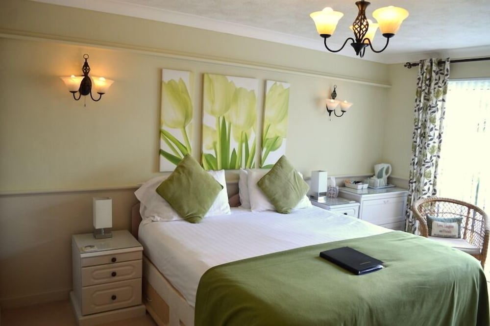 Standard Double Room (Garden Suite) photo 2