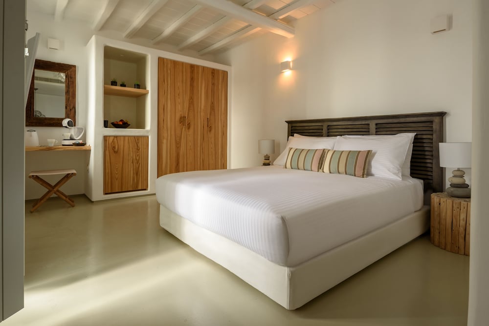 Grand Studio Suite, Sea View (Grand Vista) - Photo 1