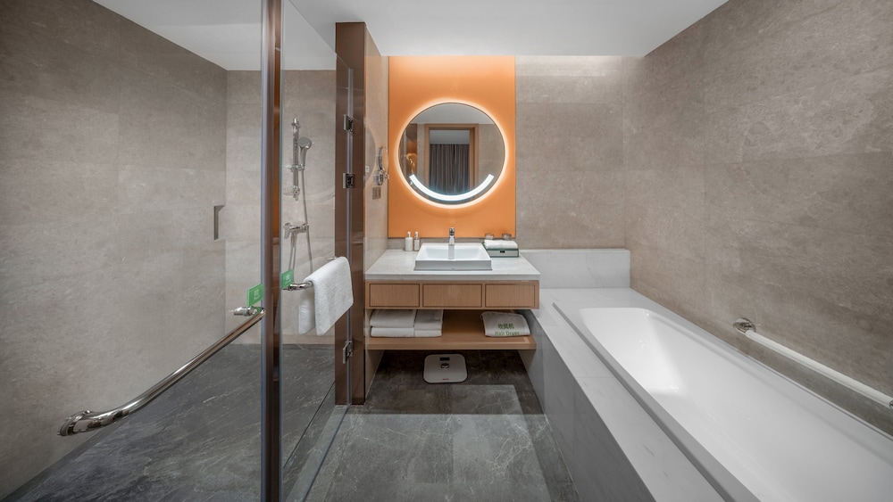 Suite, 1 Bedroom photo 3