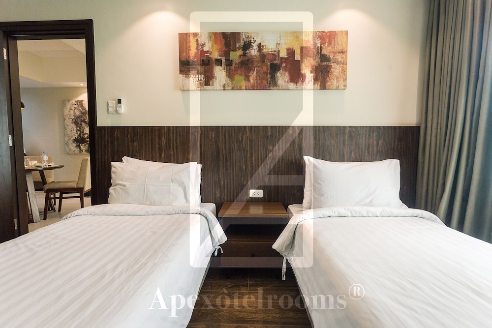 Luxury Apartment, 2 Twin Beds, Kitchen, Mountain View