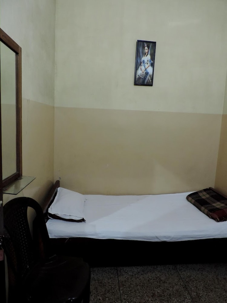 Standard Quadruple Room - Photo 3