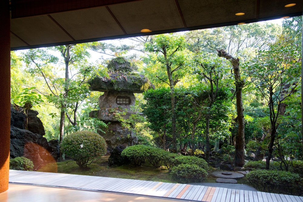 Japanese Style Quadruple Room, Open-Air Bath(When selecting Half Board Plan:Dinner is French plan)