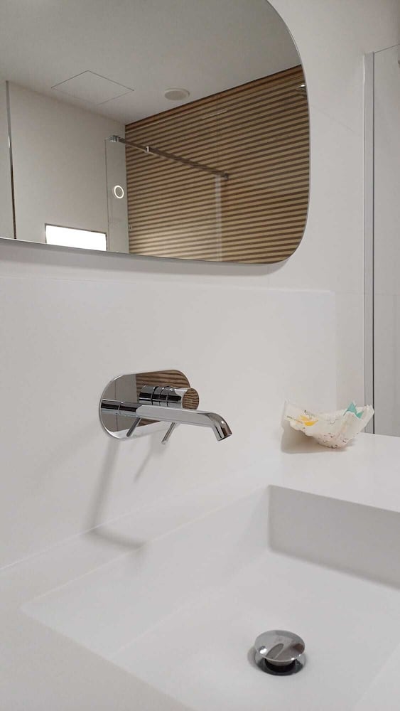 Junior Studio Suite - Photo 11