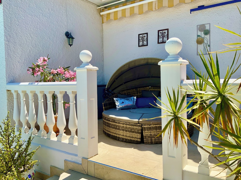 Villa mit Pool, zu Fuß zum Strand, Restaurants, Geschäfte, Foto 11