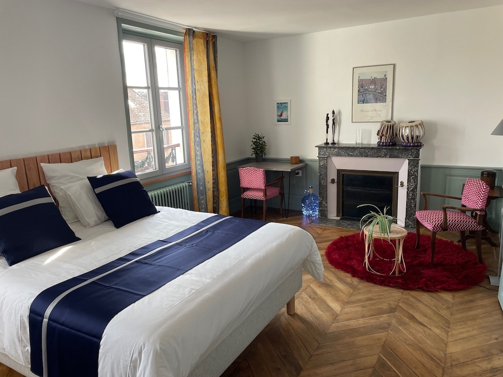 Deluxe Double Room, City View photo 1