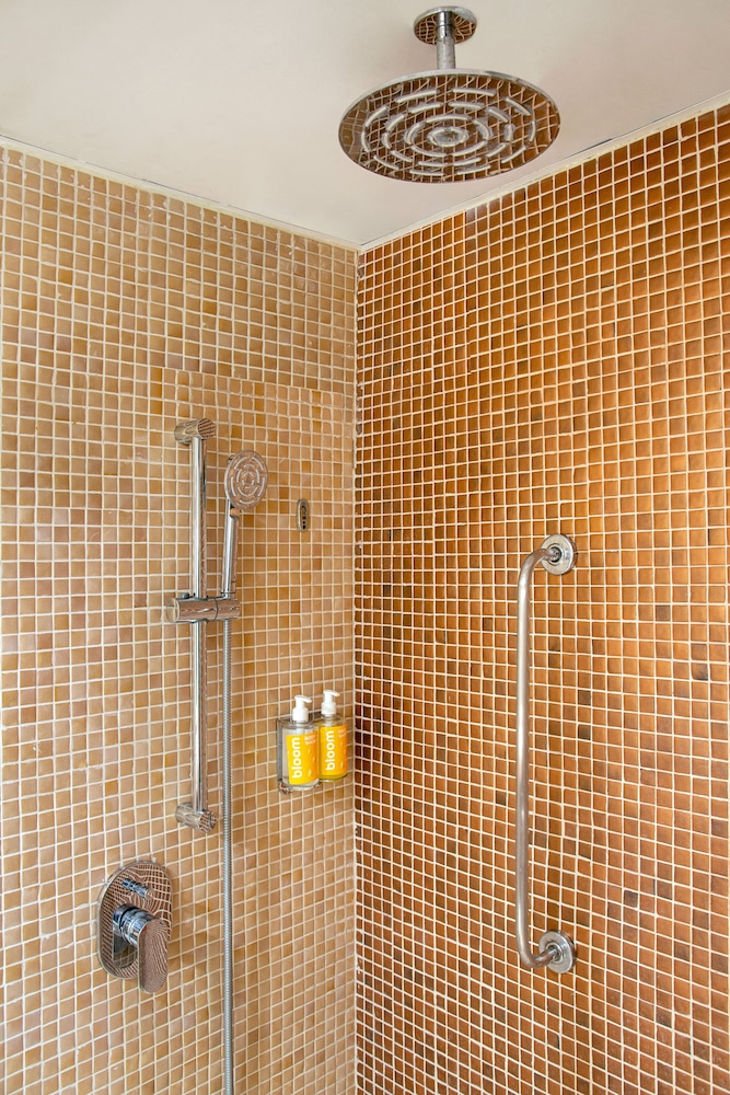 Superior Double Room - Photo 2
