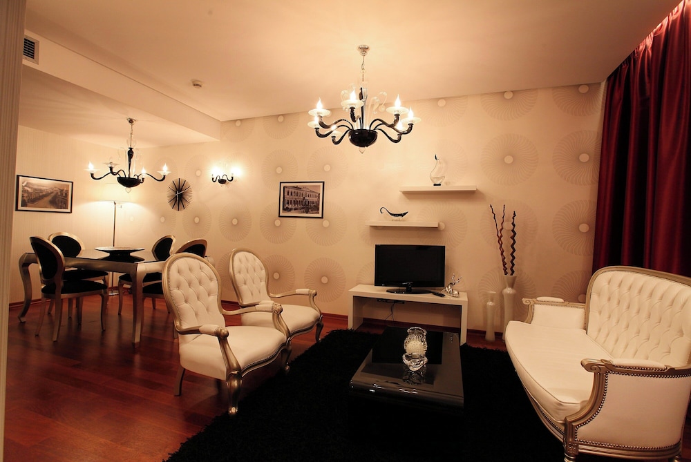 Executive Suite photo 1