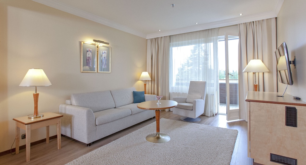King Suite, 1 Bedroom with Sauna photo 1
