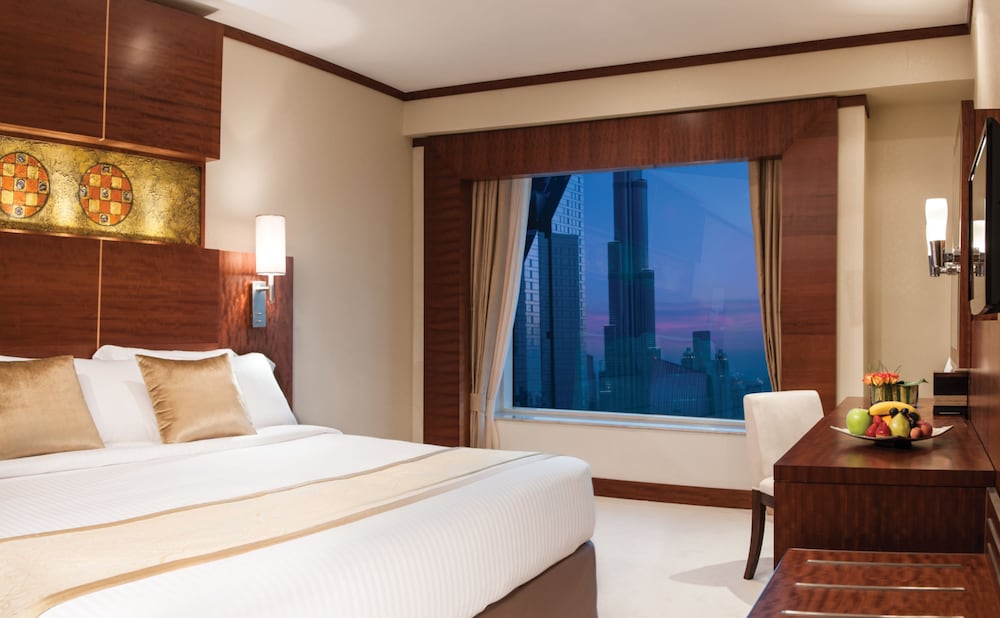 Panoramic two bed room suite photo 3