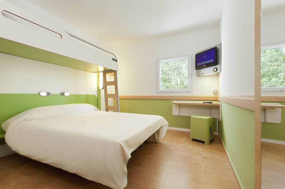 Standard Double Room - Photo 1