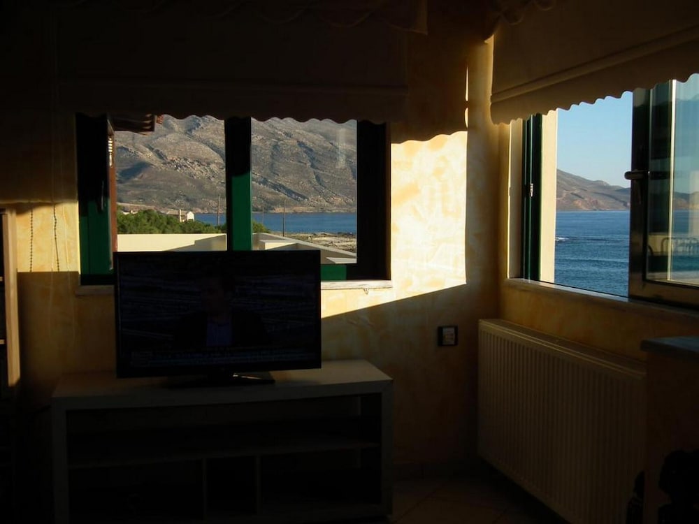 Superior Apartment, Top Floor with Panoramic Sea View and Terrace photo 3