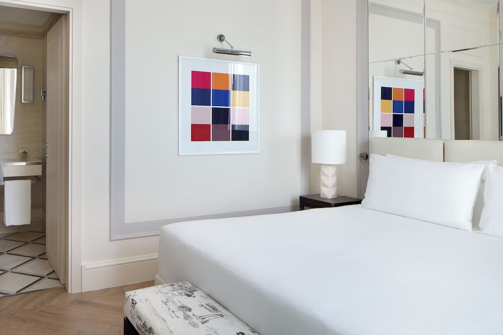 Suite Familiare Con 1 Letto Matrimoniale, 1 Matrimoniale O 2 Singoli, 1 Divano Letto