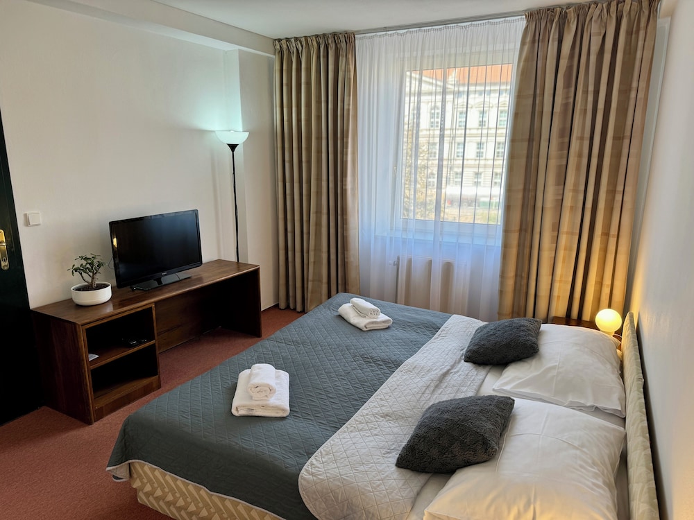 Comfort Suite photo 1