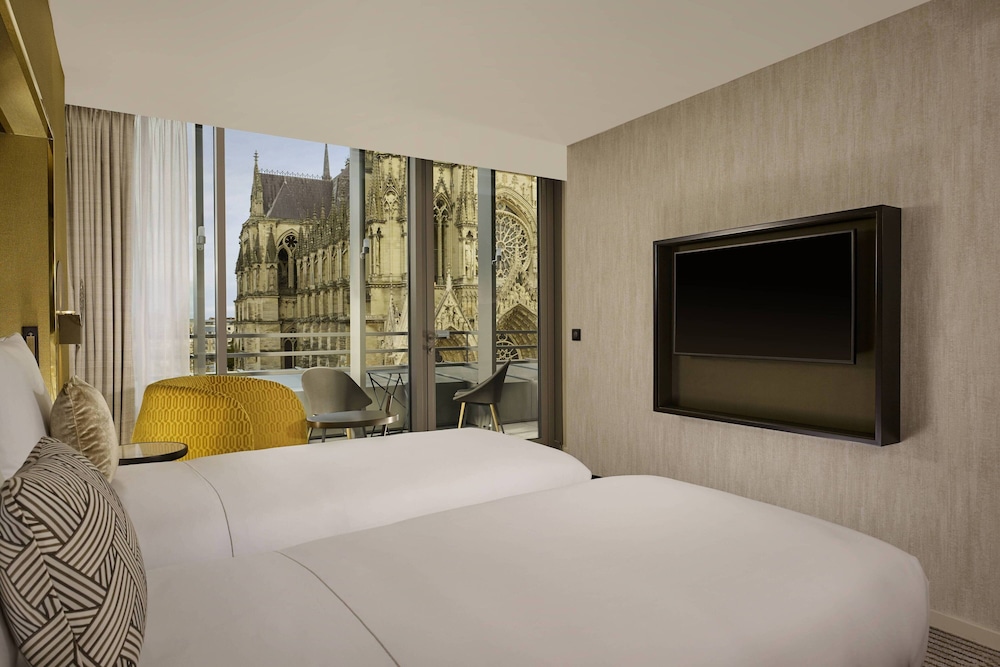 Junior Suite, 2 Twin Beds, Balcony