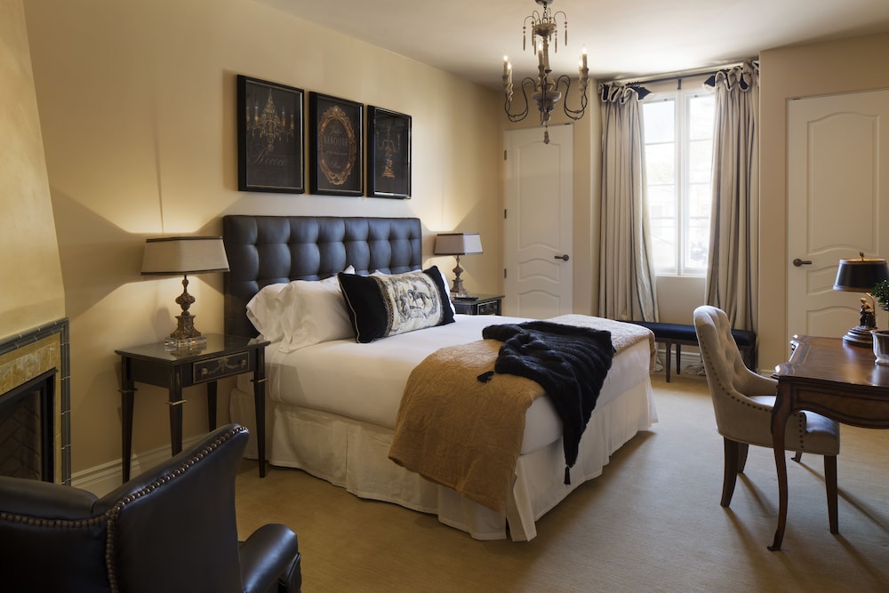 Deluxe Room, 1 King Bed