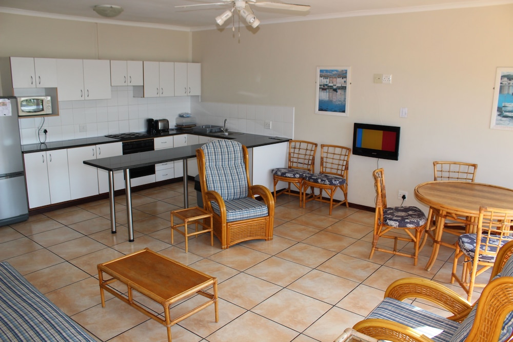 Apartment, 2 Bedrooms, Ocean View photo 2