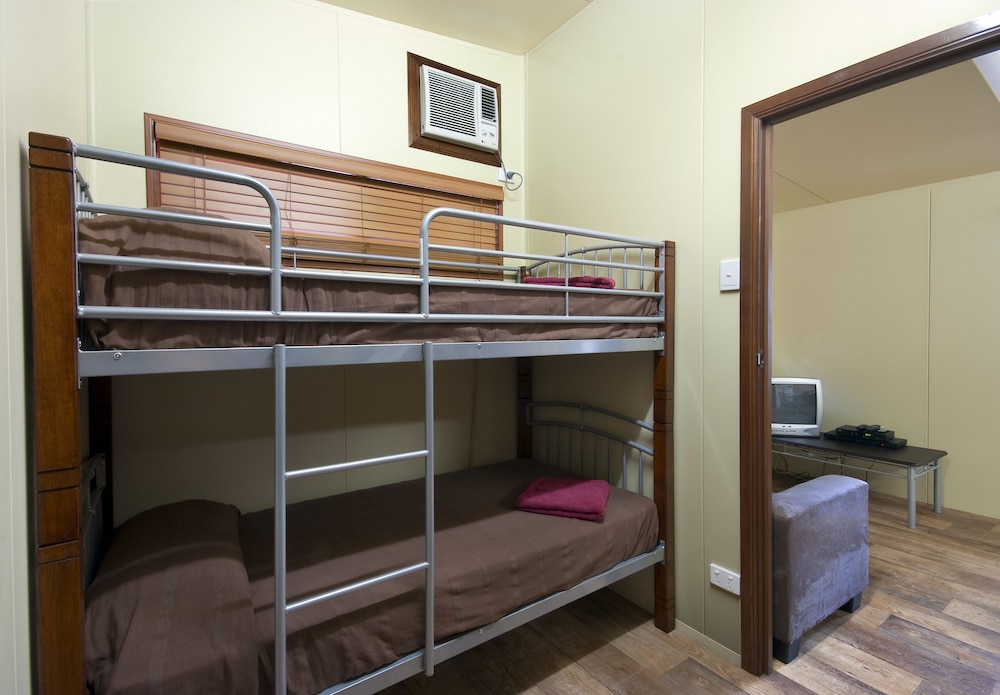 Superior Suite, 2 Bedrooms, Non Smoking, Kitchen (SUPERIOR POOLSIDE VILLAS) photo 1